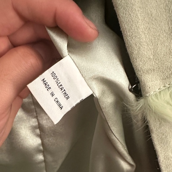 Vintage Green leather and Fur Trim Coat - Picture 6 of 10